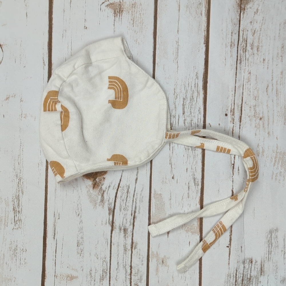 Kate Quinn White/Yellow Chicken Flight Hat 0-3 Month